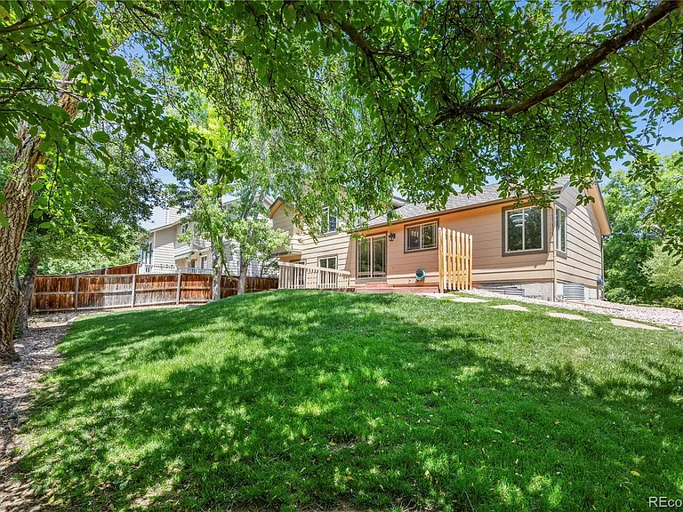 8725 Meadowlark Cir — Photo 25