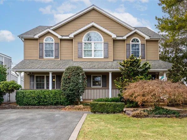 274 Rushmore Avenue, Carle Place, NY 11514