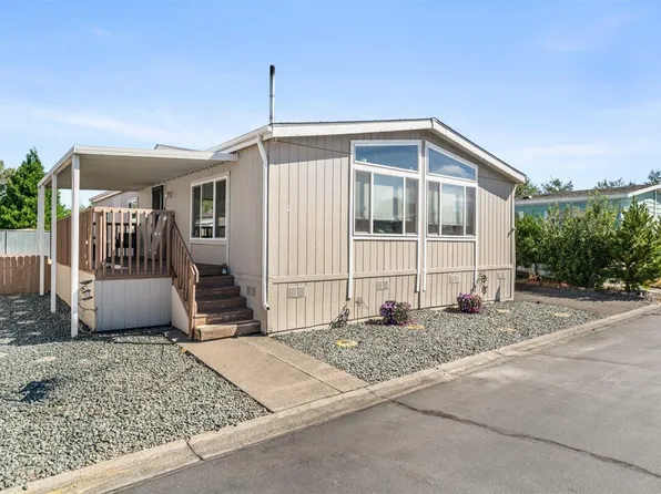 3555 S Pacific Hwy Space 188, Medford, OR 97501