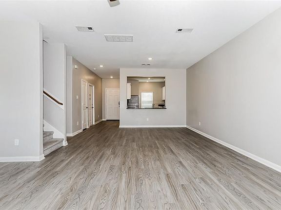 5th image of 26107 Hals Dr
