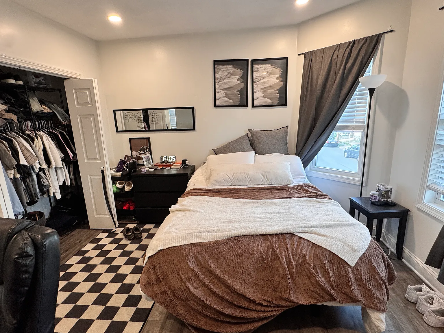 2 bed, 983 sqft, $3,400 — Photo 4