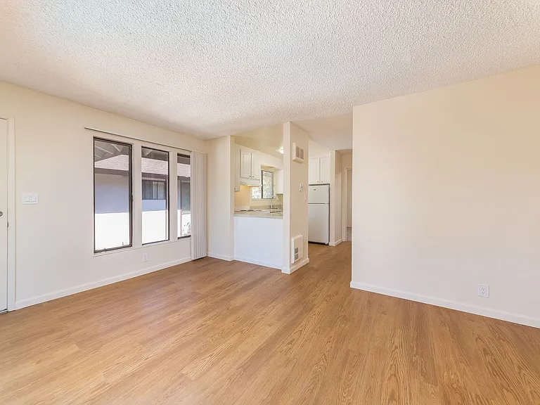 Camelback North Apartments CNM — Photo 7