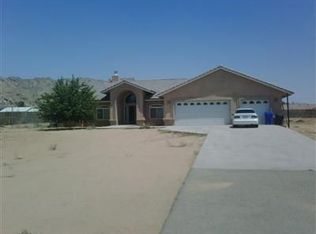 16697 Ocotilla Rd, Apple Valley, CA 92307