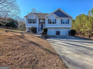 123 Willow Springs Dr, Dallas, GA 30132