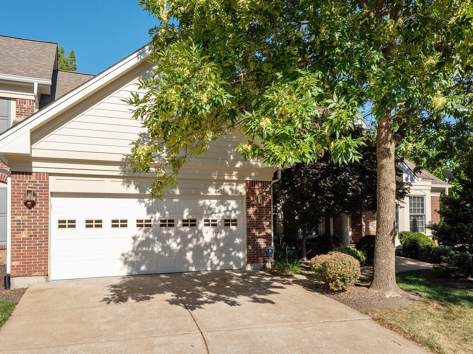 2202 Picardy Meadow Ln, Chesterfield, MO 63017 Zillow