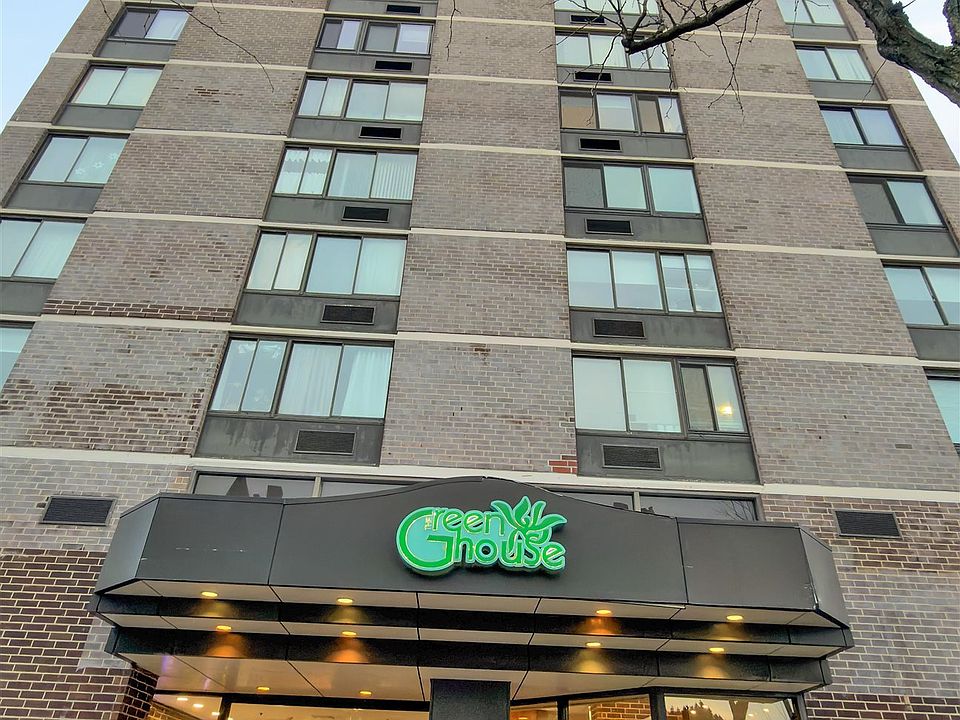 1st image of 770 Anderson Ave APT 22H