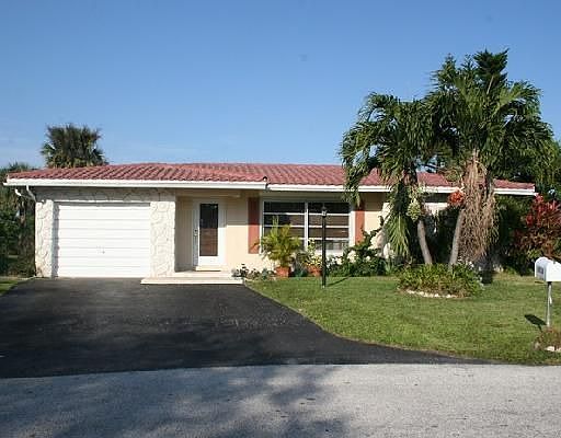 1st image of 4760 NW 18th Ave