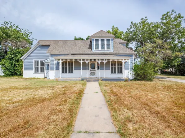 1001 Avenue G, Brownwood, TX 76801