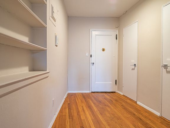 5th image of 780 Greenwich St APT 4F