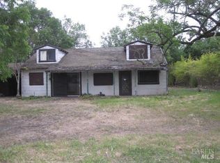 2750 Summerfield Rd, Santa Rosa, CA 95405