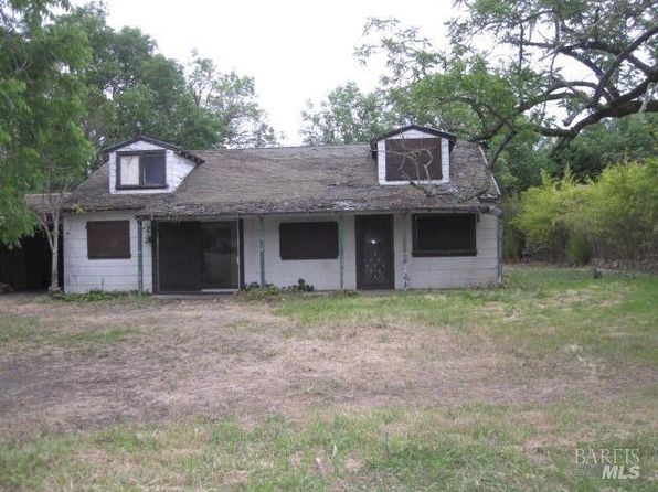 2750 Summerfield Rd, Santa Rosa, CA 95405