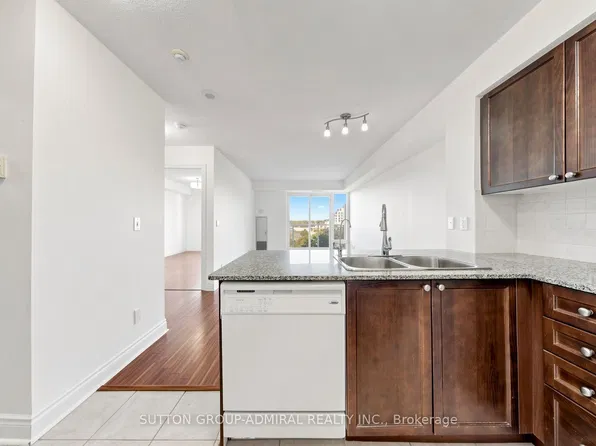 7 N Park Rd, Vaughan, ON