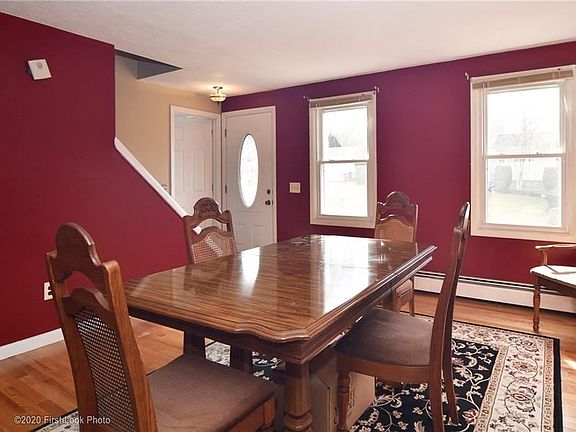 5th image of 14 Country View Dr
