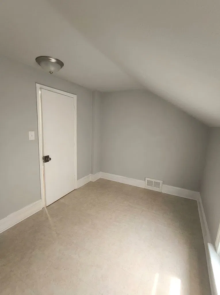 3 bed, $1,795 — Photo 4