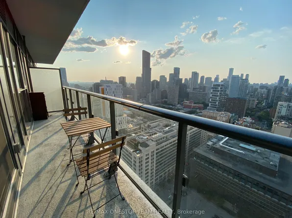 159 Dundas St E, Toronto, ON