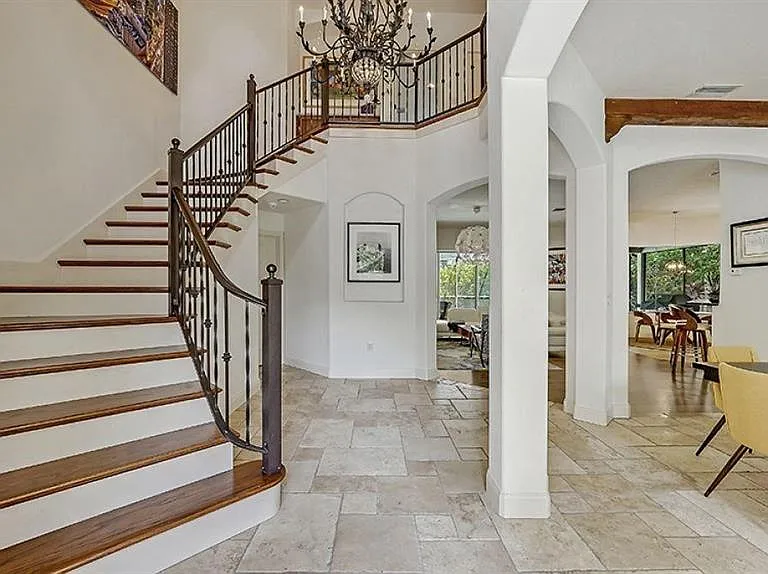 1725 Bonita Ct — Photo 6
