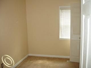 5th image of 2465 Willow Beach St