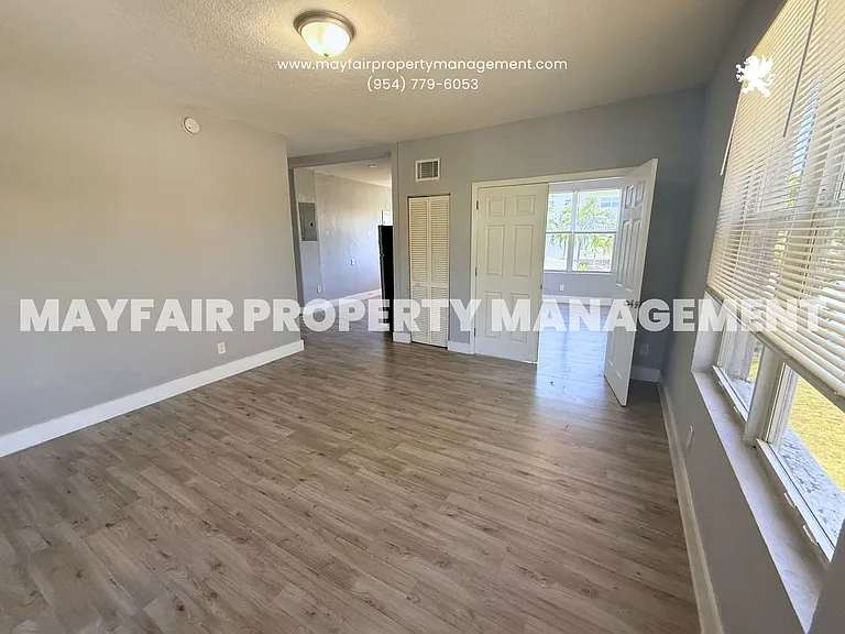 702 S 17th Ave #8 — Photo 10