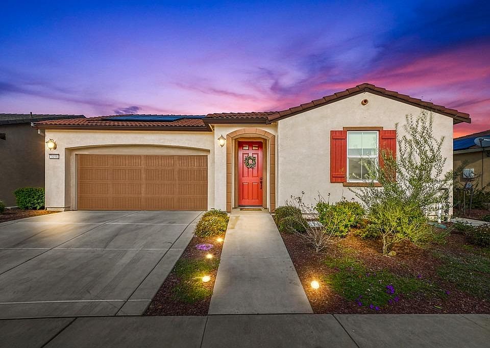 1st image of 1056 Pacifico Ln