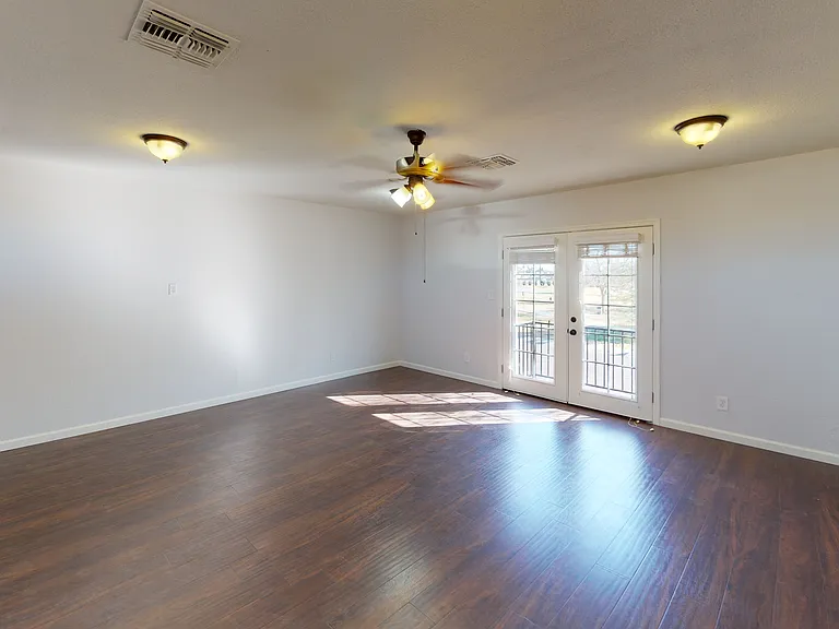 1206 E Redfield Rd #3 — Photo 5