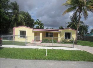 6321 Dawson St, Hollywood, FL 33023