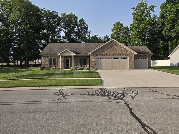 1171 W Whitetail Dr