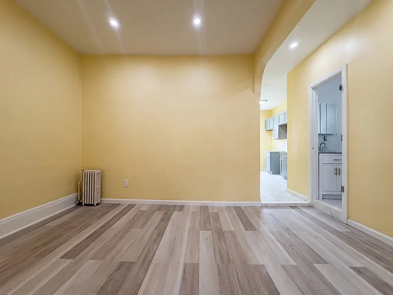 6556 Myrtle Ave #2 — Photo 1