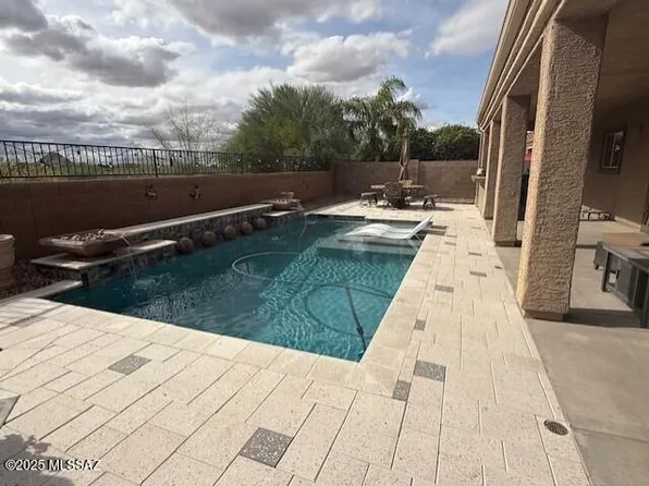 8783 W Cadwell Way, Marana, AZ 85653