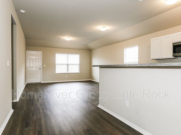 4th image of 2088 Dandelion Dr