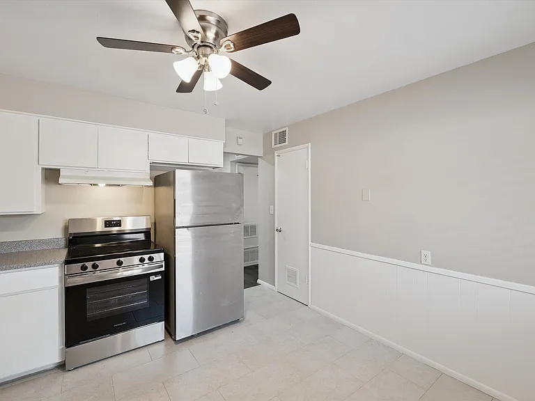 4819 E Cambridge Ave #1 — Photo 42