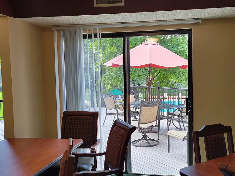 Summit Oaks Apartments — Photo 6