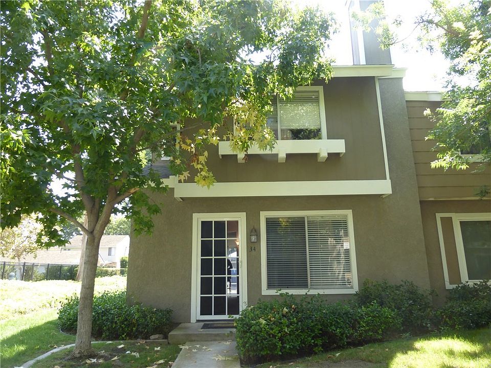 1st image of 34 Hollowglen #23
