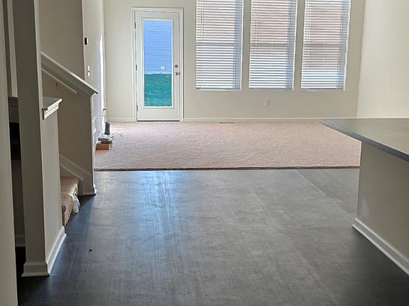 3rd image of 6293 Lattuga Dr