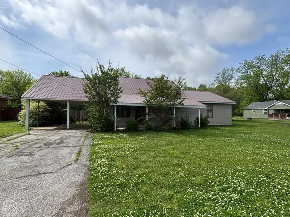 614 Pocahontas Rd, Walnut Ridge, AR 72476