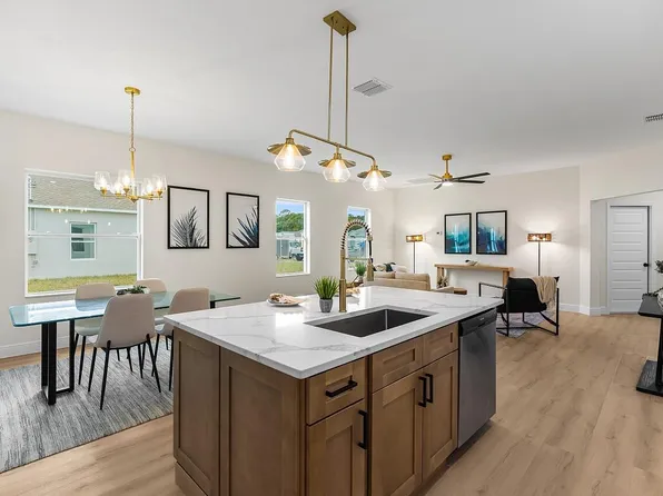 8236 104TH Court, Vero Beach, FL 32967