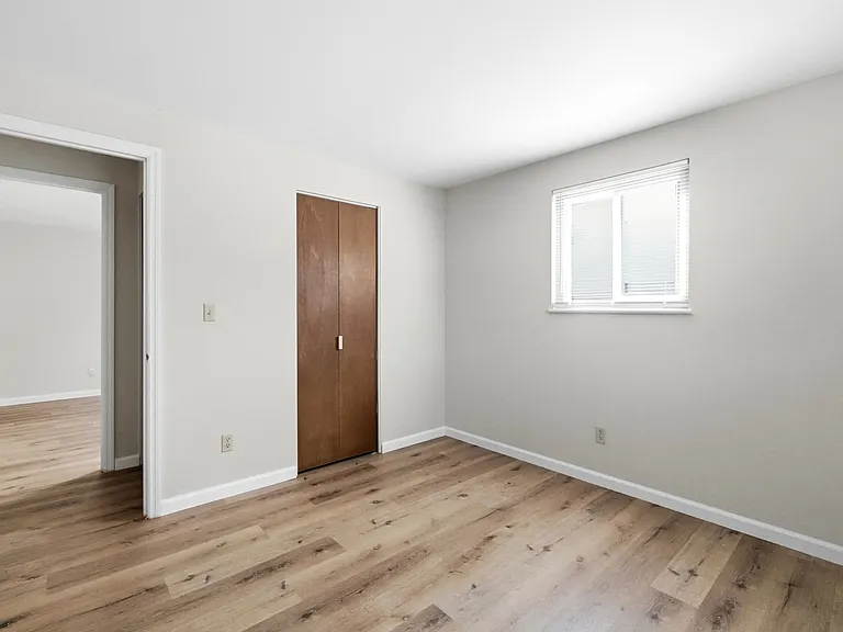 6537 Highbury Rd — Photo 15
