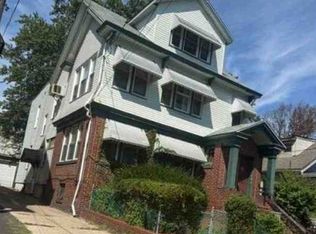 31 Bayview Ave, Newark, NJ 07112