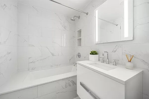 Rented by USWOO Realty | media 4