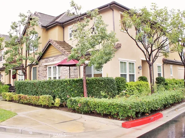1327 Corte Alemano, Costa Mesa, CA 92626