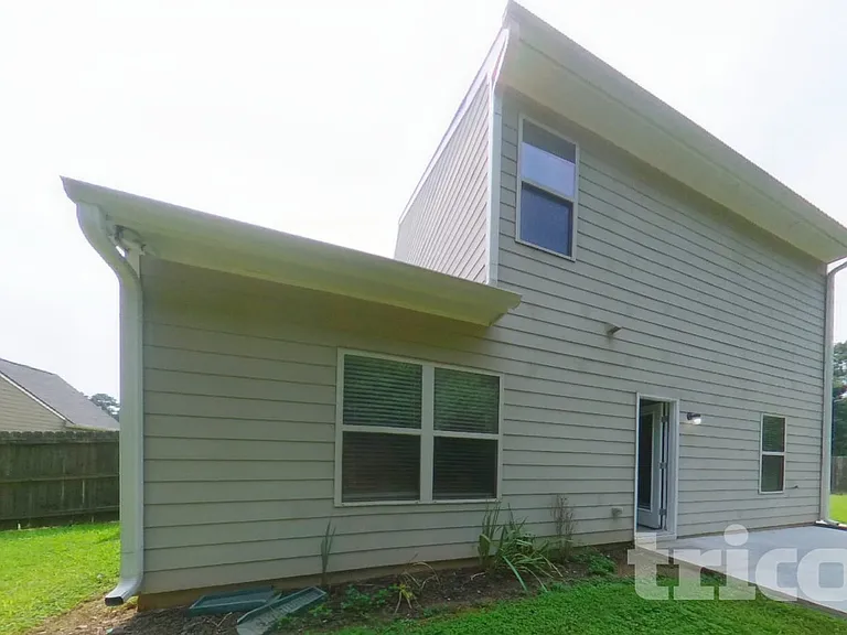 4118 Lindbergh Way — Photo 16