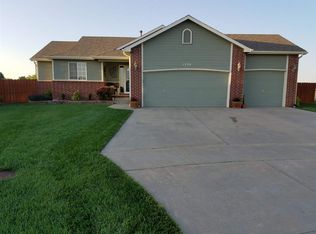 1230 E Ridgeview Ct, Clearwater, KS 67026