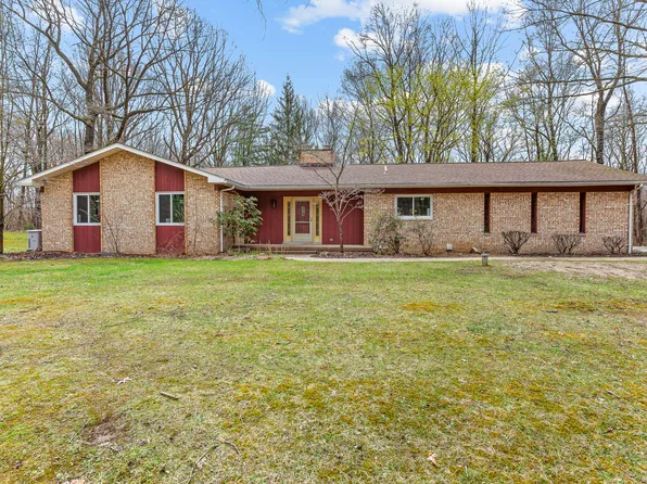 250 Scottshill Rd, Milford, MI 48381