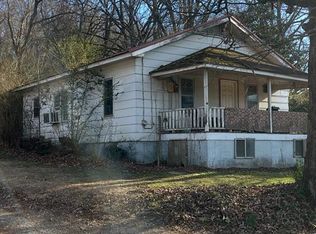 140 Village Green Dr NW, Adairsville, GA 30103