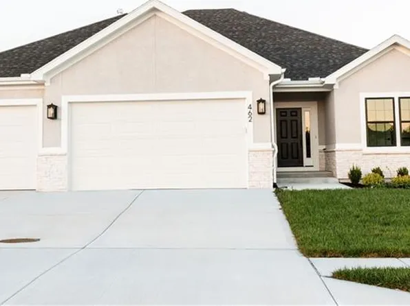 462 Green Dr, Lawson, MO 64062