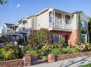 1054 Masselin Ave, Los Angeles, CA 90019