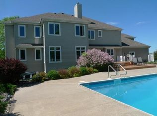 W4778 Deerview Dr, La Crosse, WI 54601