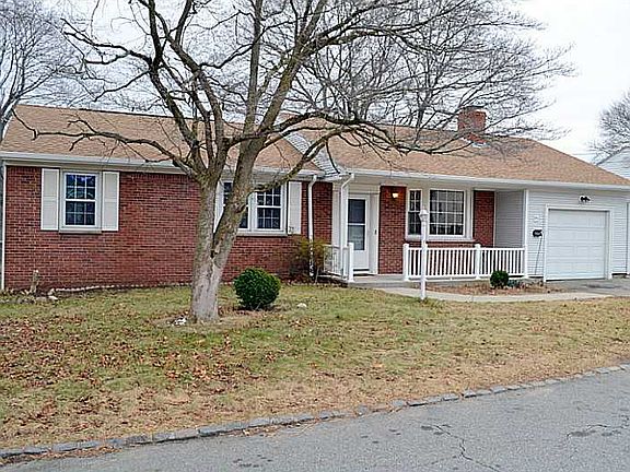 3rd image of 47 Gillen Ave
