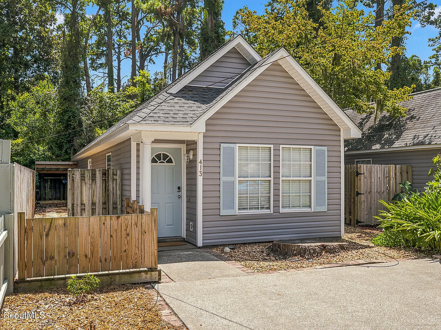 2 bed, 1.0 bath, 942 sqft, $2,400 — Photo 3