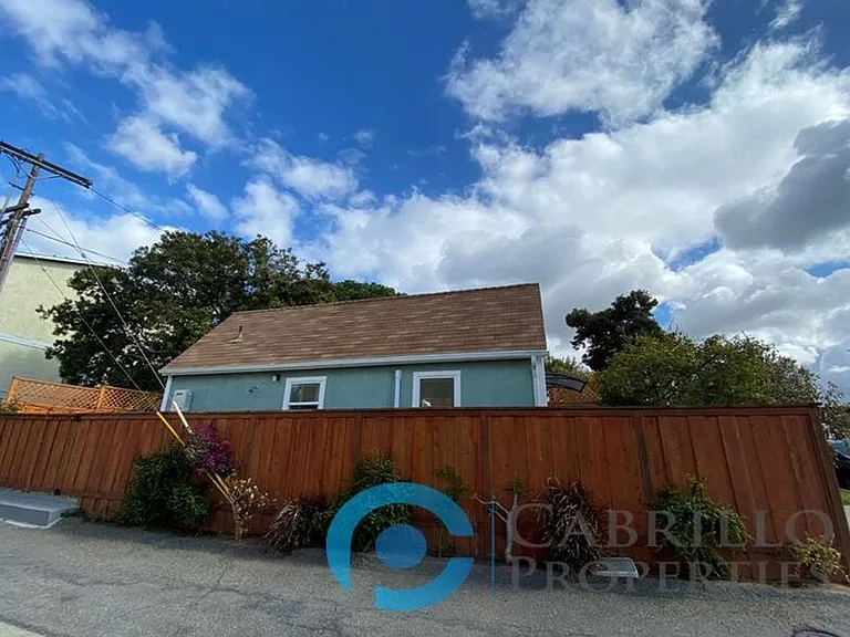 401 N Horne St — Photo 17