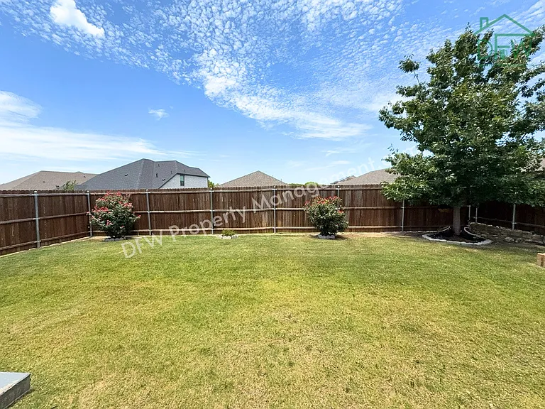 2508 Shakopee St — Photo 24